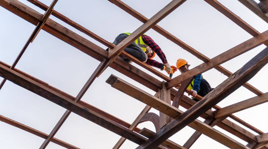 Professional gutter cleaning services in Elkhart, TX